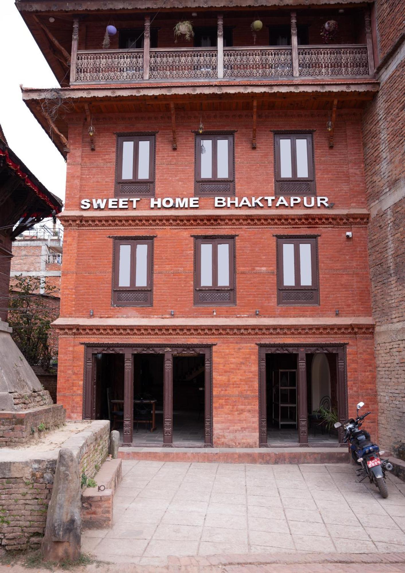 Hotel Sweet Home Bhatgoan Exterior foto